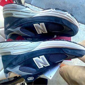 New balance 993 made in USA triple black MR993NV New shoes size 9 men’s